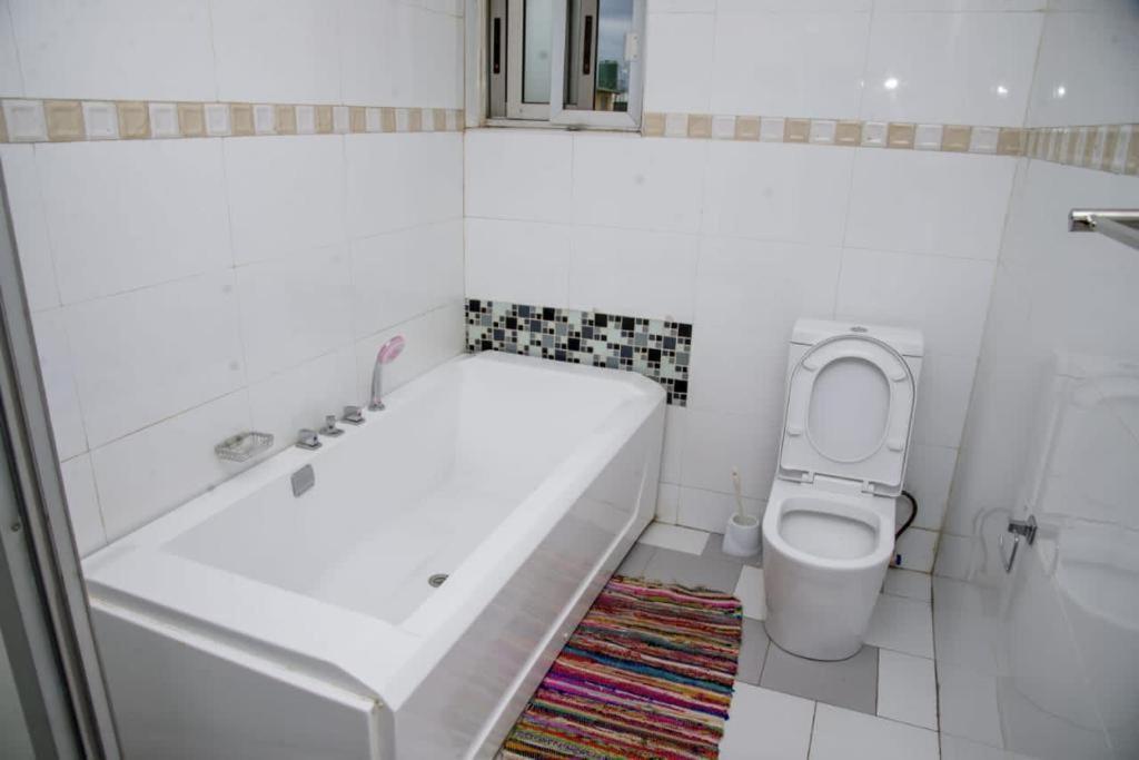 לוסקה Royal Suites Apartments מראה חיצוני תמונה