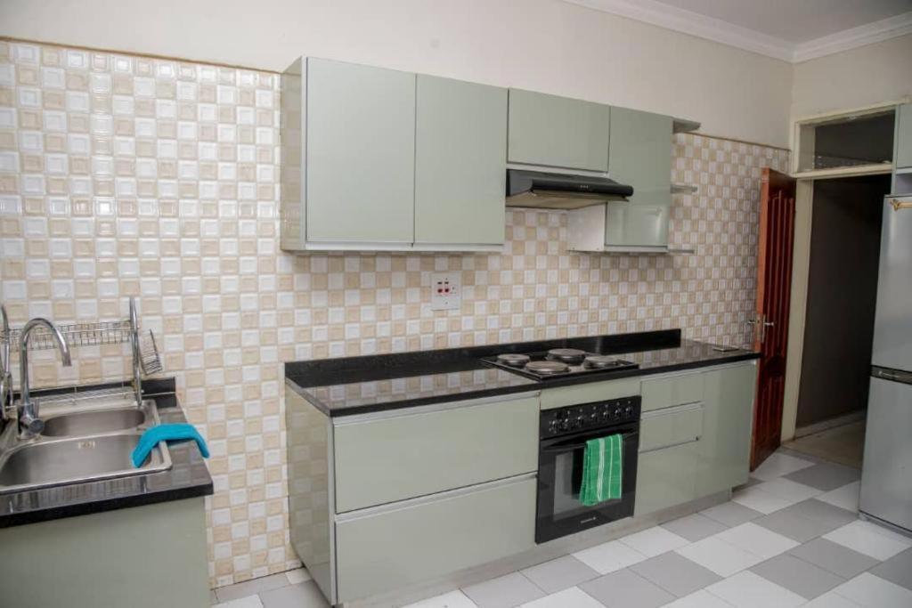 לוסקה Royal Suites Apartments מראה חיצוני תמונה